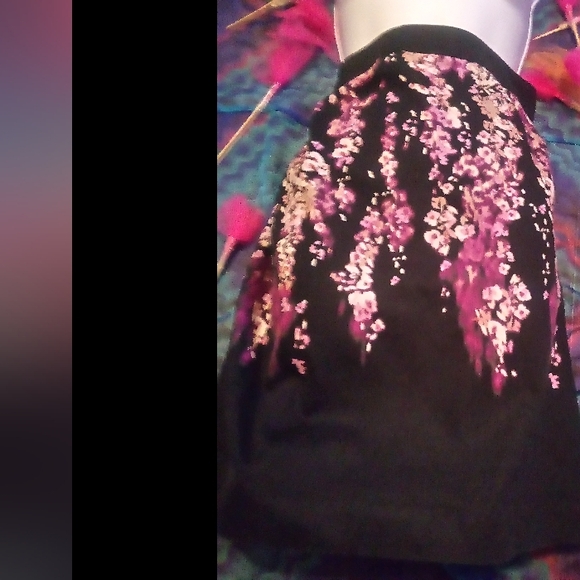 Worthington Midi Skirt. - Picture 4 of 13